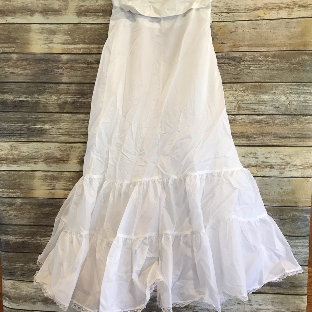 David’s bridal under skirt. 22-24w